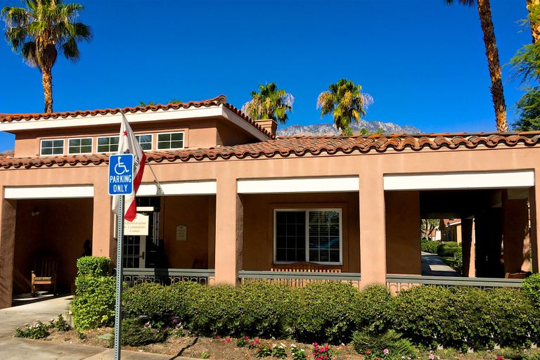 The 15 Best Assisted Living Facilities in Palm Springs, CA Seniorly